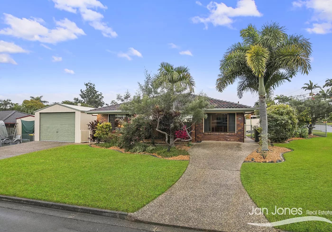 18 Hulme St, Clontarf, Clontarf - Thumbnail 2