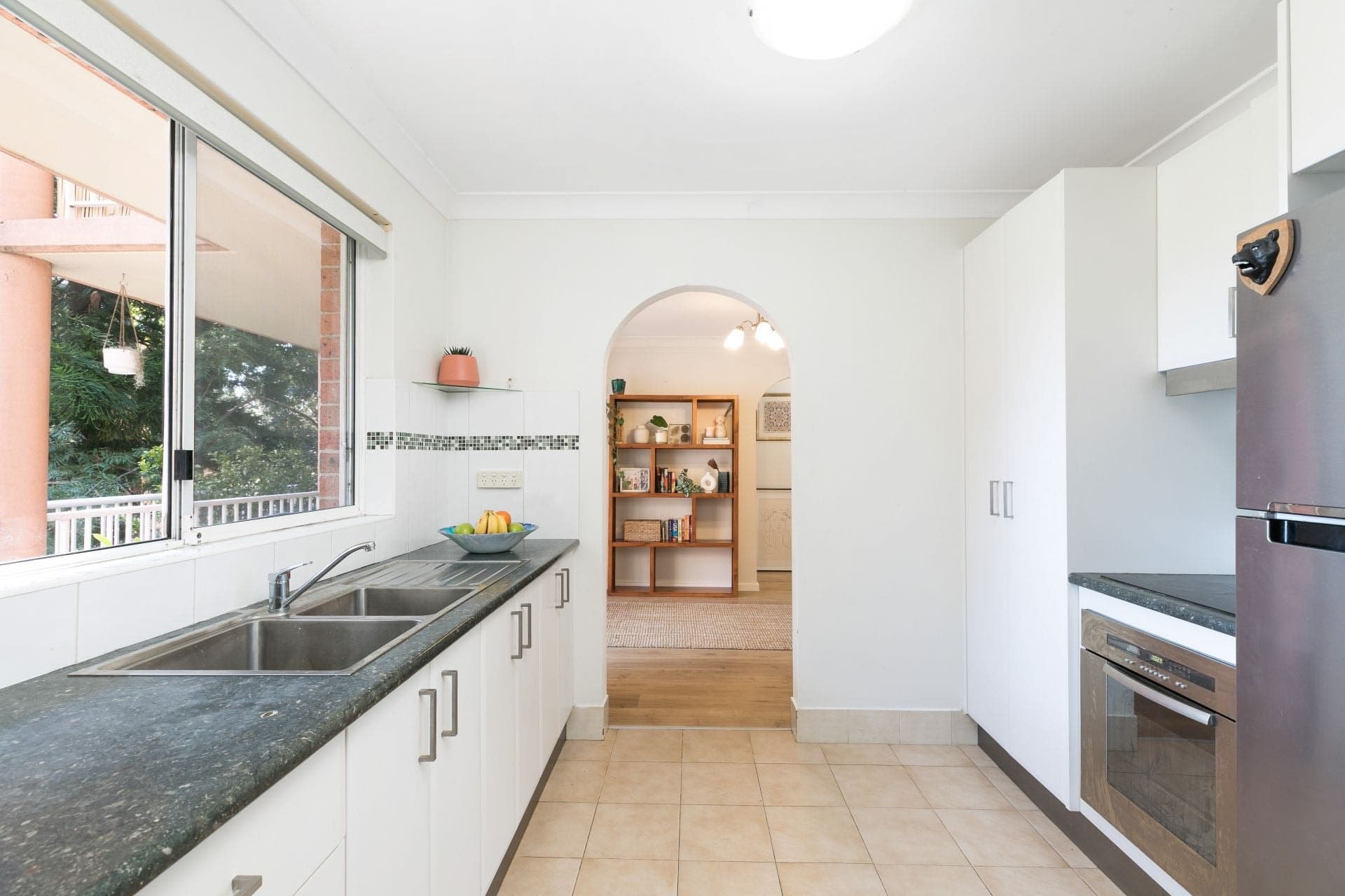 1/271-275 Kingsway Caringbah NSW, 1/271-275 Kingsway Caringbah - Thumbnail 2