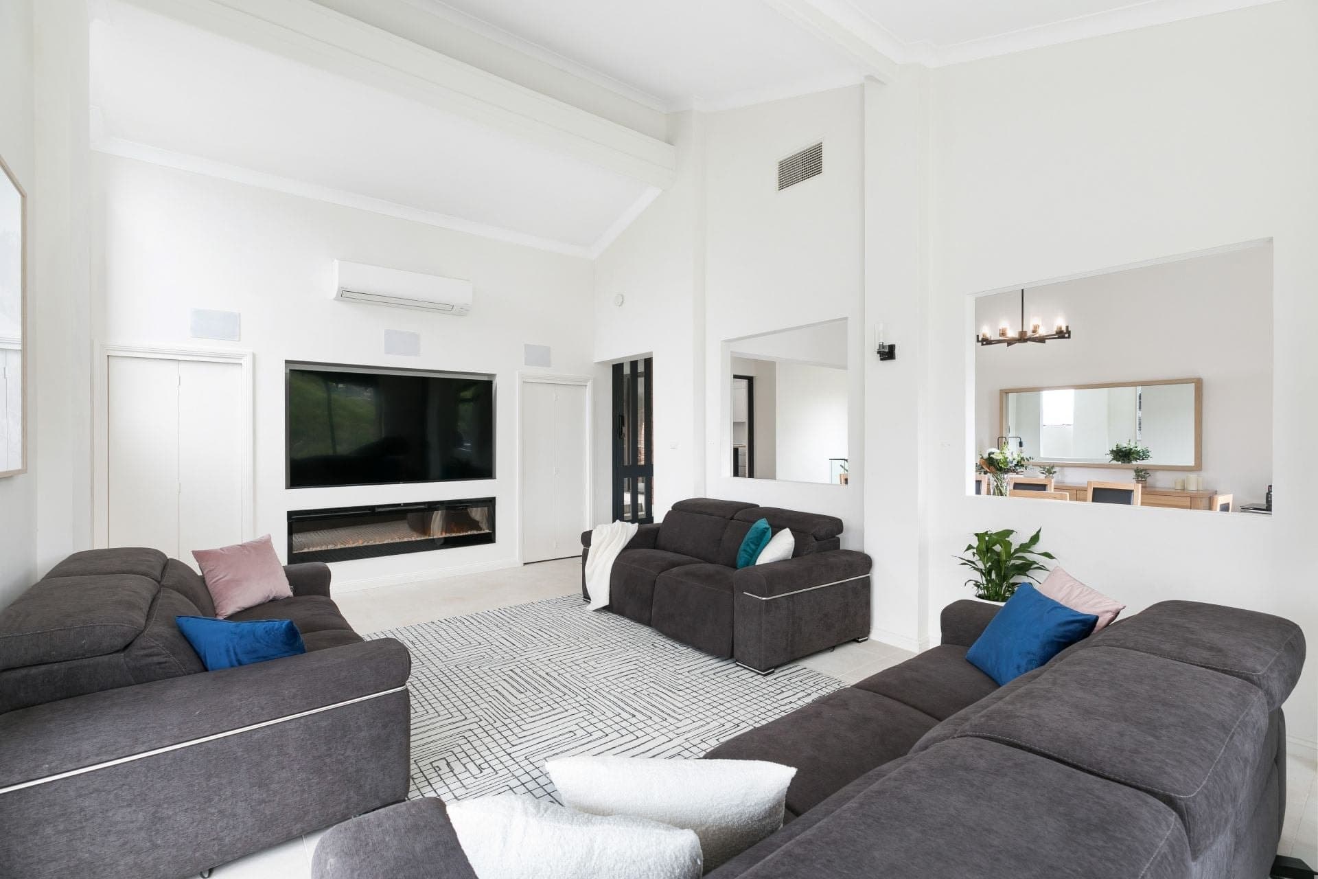 23 Marina Crescent Gymea Bay NSW, Gymea Bay - Thumbnail 4