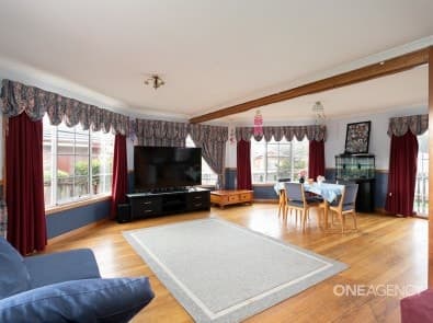 9 Holmes Place, Park Grove, Park Grove - Thumbnail 3