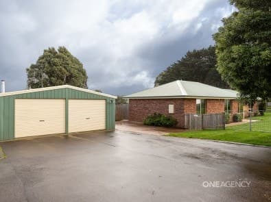 11 Dallas Road, Somerset, Somerset - Thumbnail 2