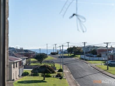 32 Winter Avenue, Upper Burnie, Upper Burnie - Image 1