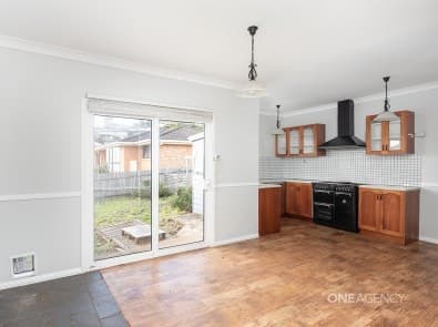 23 Ironcliffe Road, Penguin, Penguin - Thumbnail 4