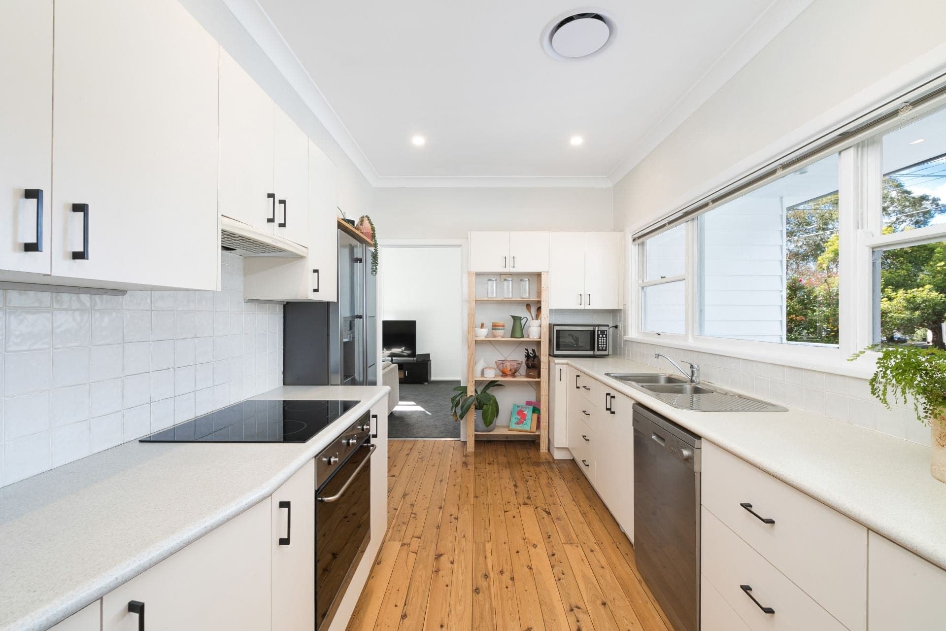 78 President Avenue Caringbah South NSW, Caringbah South - Thumbnail 2