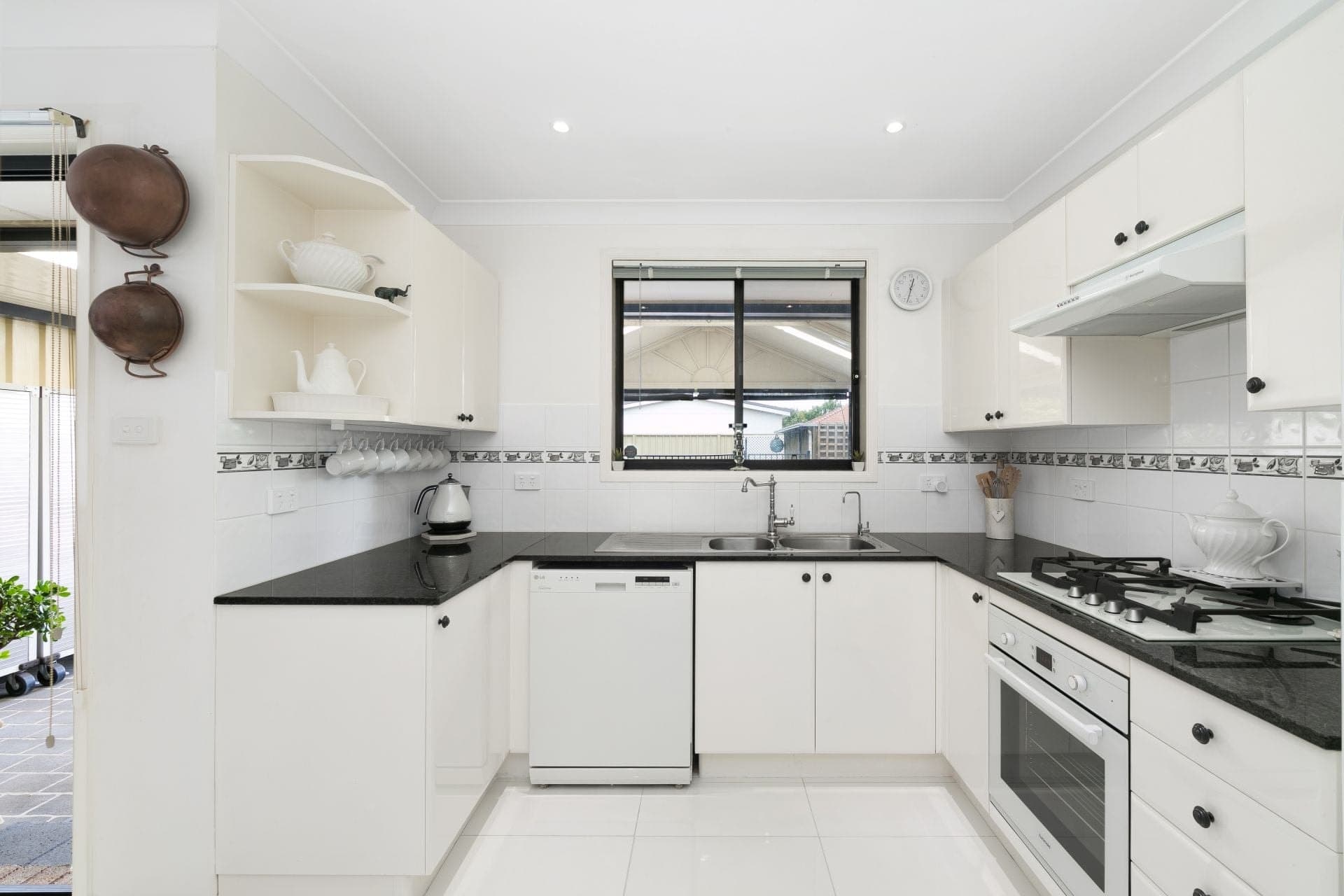 49B Woodfield Boulevard Caringbah NSW, Caringbah - Thumbnail 4