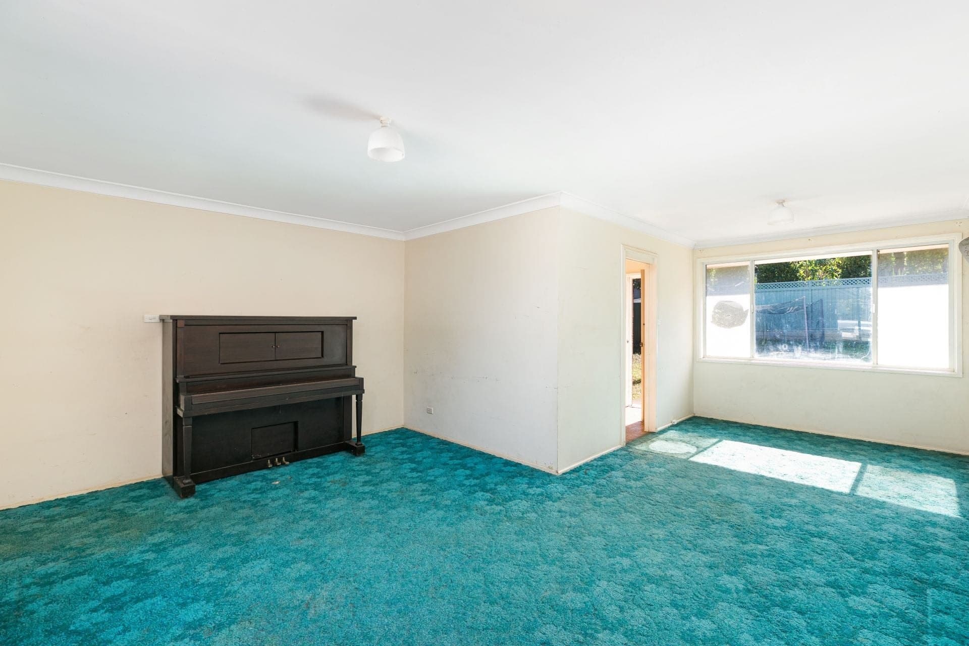15 Hill Street Woolooware NSW, Woolooware - Thumbnail 3