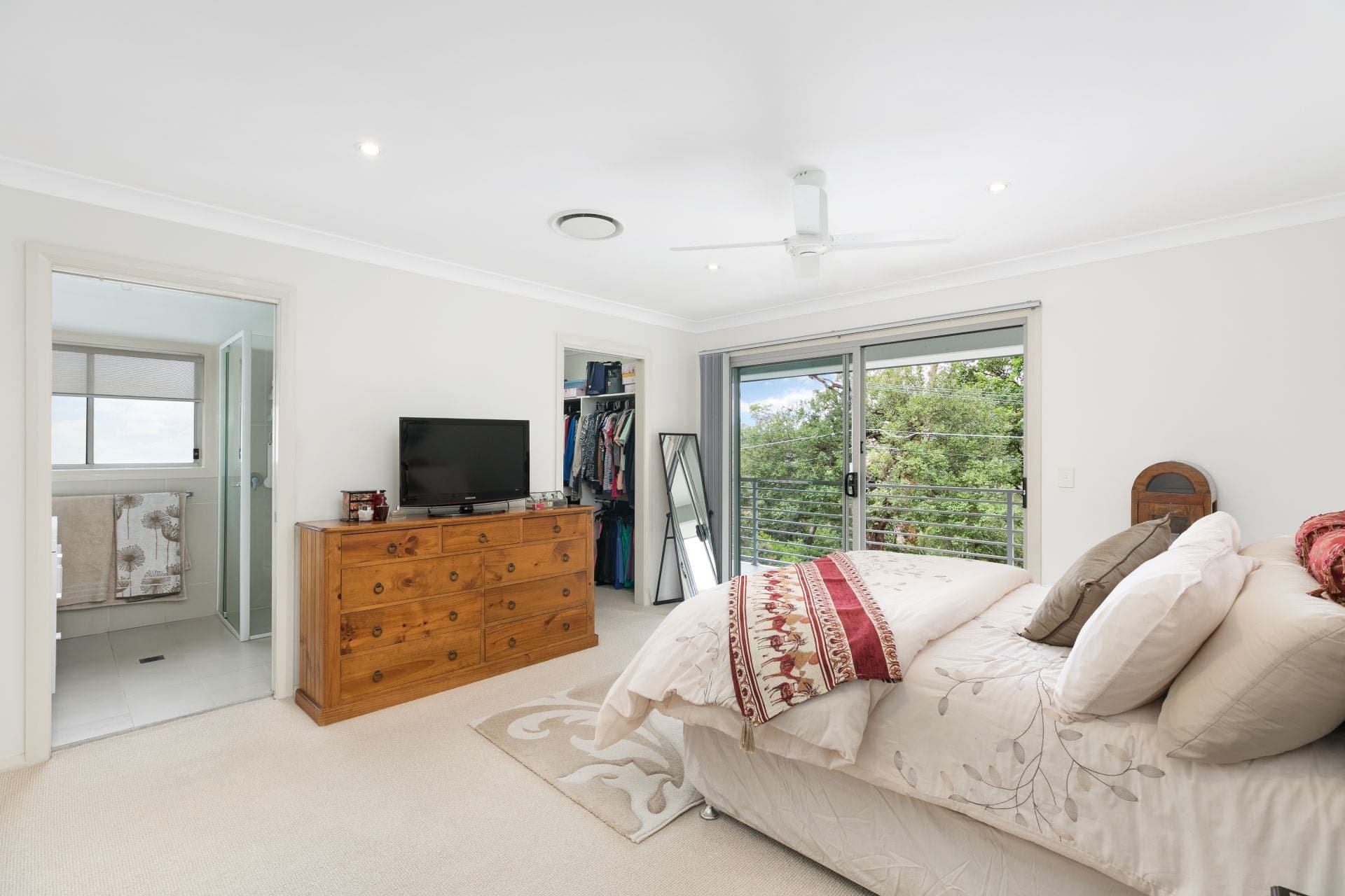 33 Ellesmere Road Gymea Bay NSW, Gymea Bay - Thumbnail 7