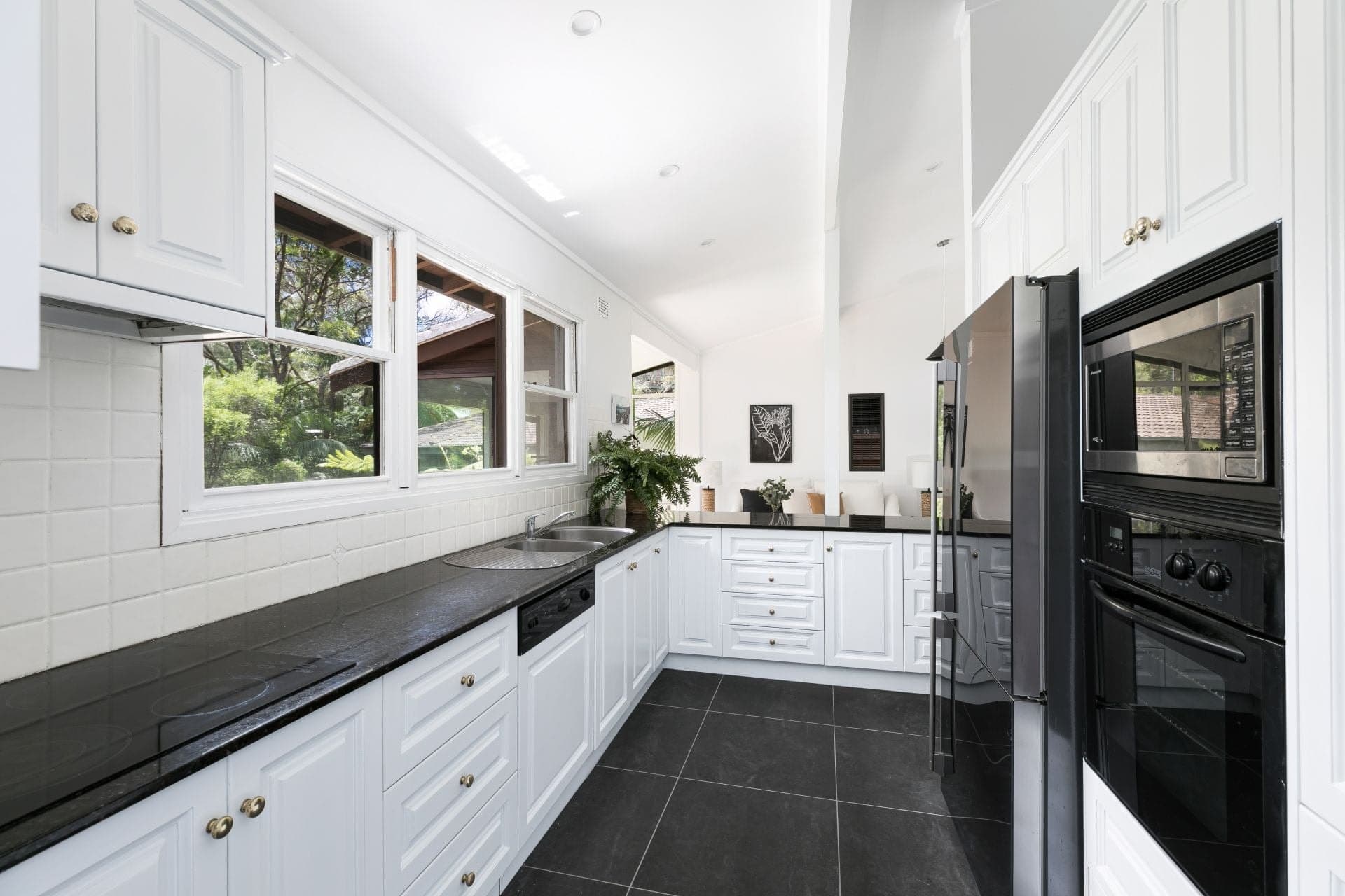 14 Farrer Place Oyster Bay NSW, Oyster Bay - Thumbnail 3