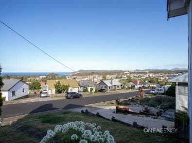 8 Cabot Street, Acton, Acton - Thumbnail 2