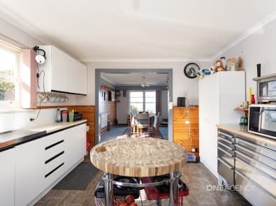 8 Cabot Street, Acton, Acton - Thumbnail 3