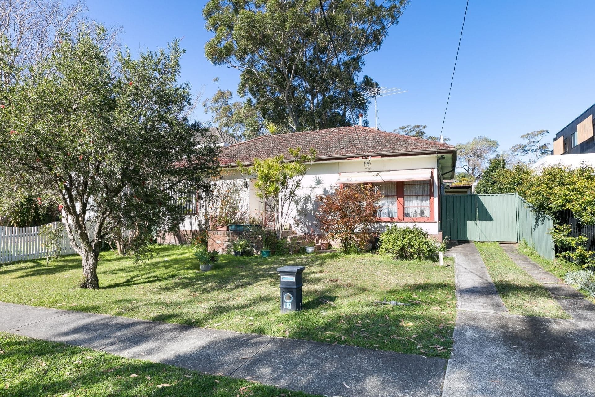 82 View Street Gymea NSW, Gymea - Thumbnail 2