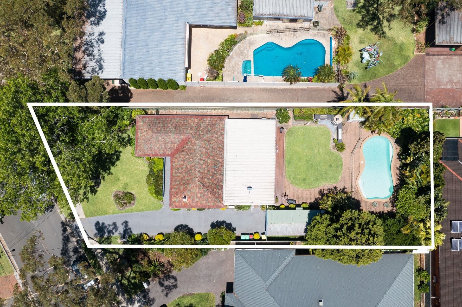 49 Saunders Bay Road Caringbah South NSW, Caringbah South - Thumbnail 3