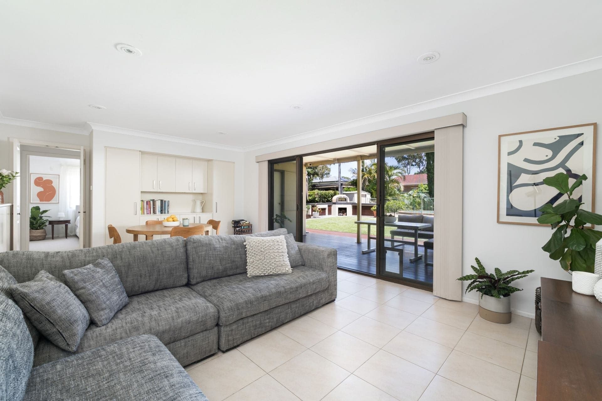 49 Saunders Bay Road Caringbah South NSW, Caringbah South - Thumbnail 5
