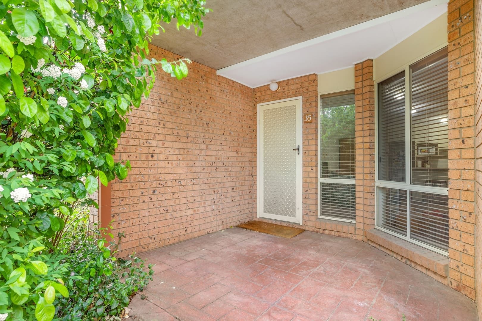 35/12 Cammeray Court, Phillip ACT 2606, Phillip - Thumbnail 2
