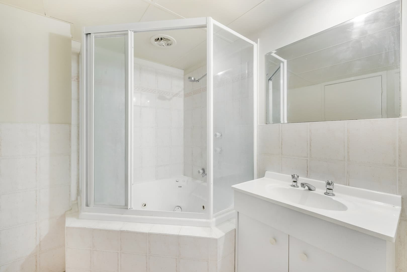 35/12 Cammeray Court, Phillip ACT 2606, Phillip - Thumbnail 8