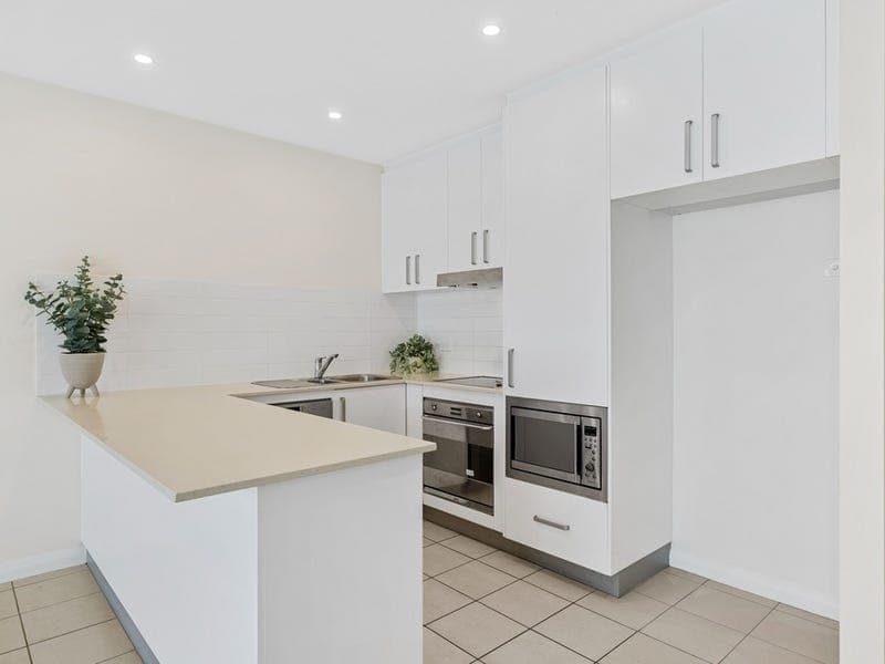 10/2 Cunningham Street, GRIFFITH ACT 2603, Griffith - Thumbnail 3