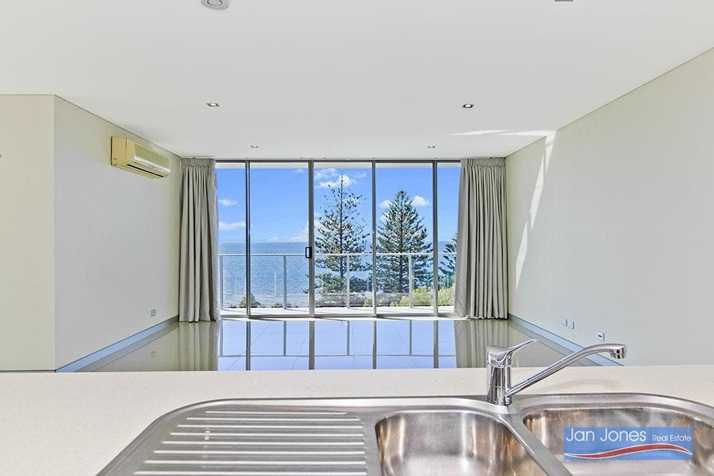22, 17-23 Marine Parade, Redcliffe, Redcliffe - Image 1
