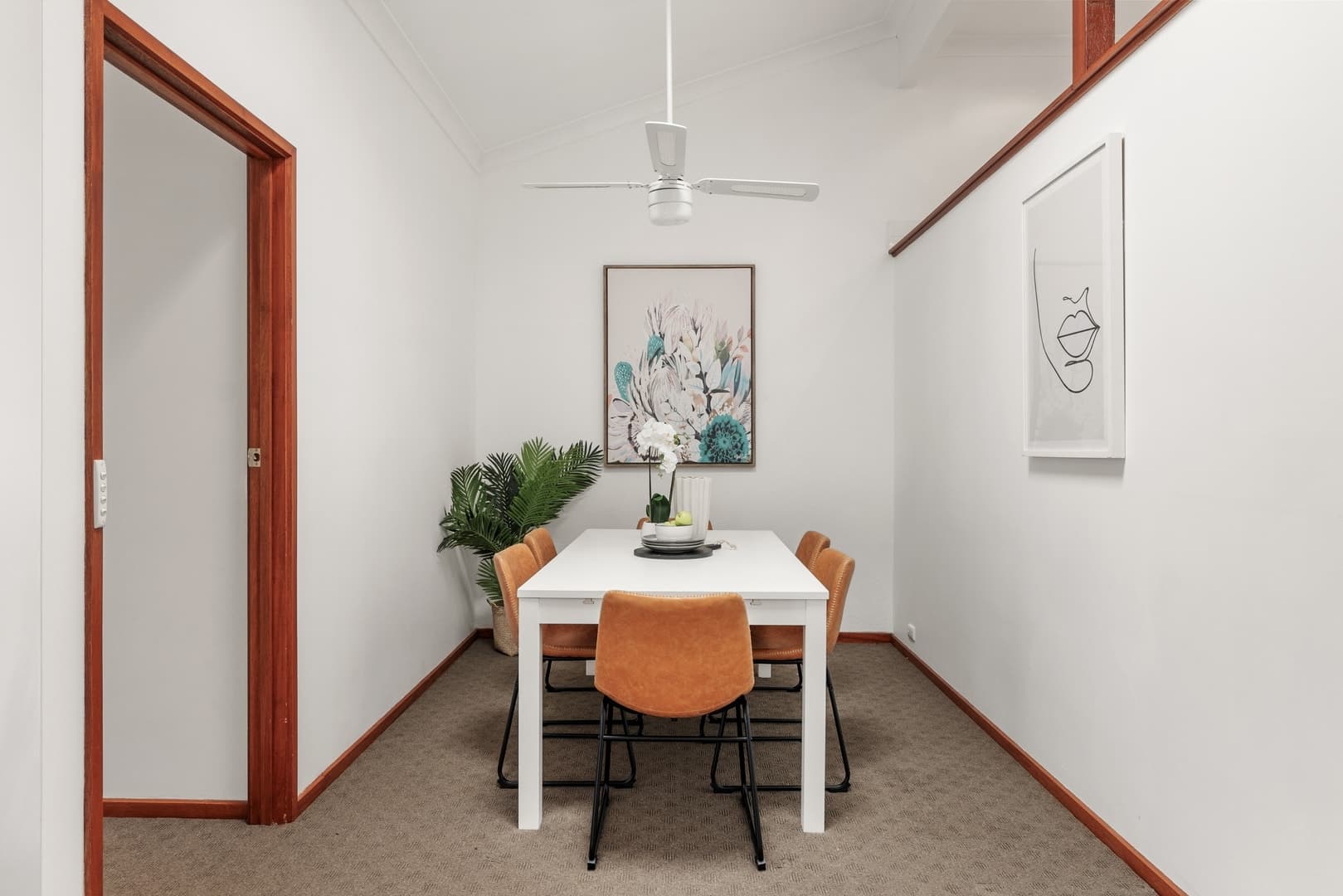 21 Hallen Close, Phillip ACT 2606, Phillip - Thumbnail 4
