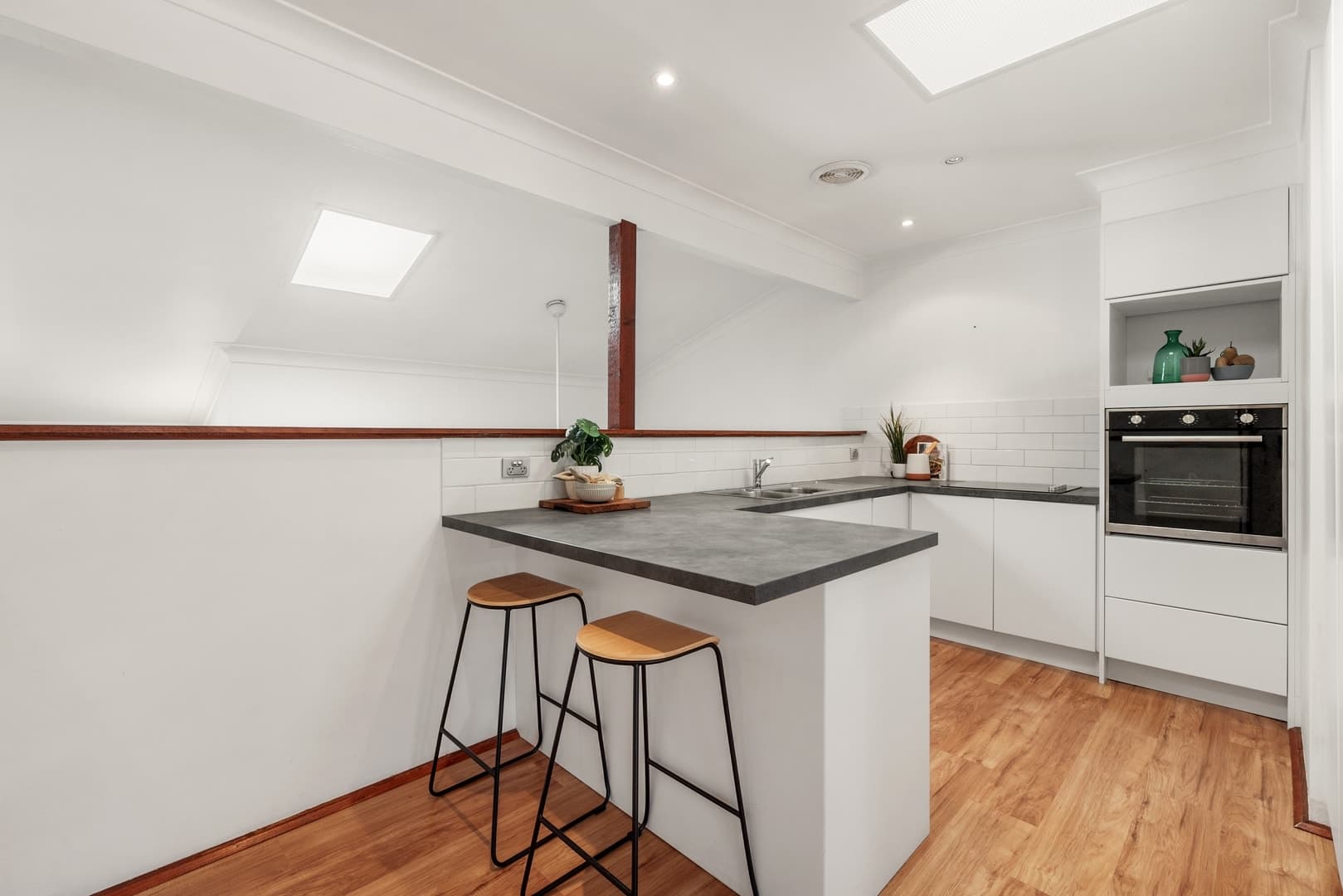 21 Hallen Close, Phillip ACT 2606, Phillip - Thumbnail 6