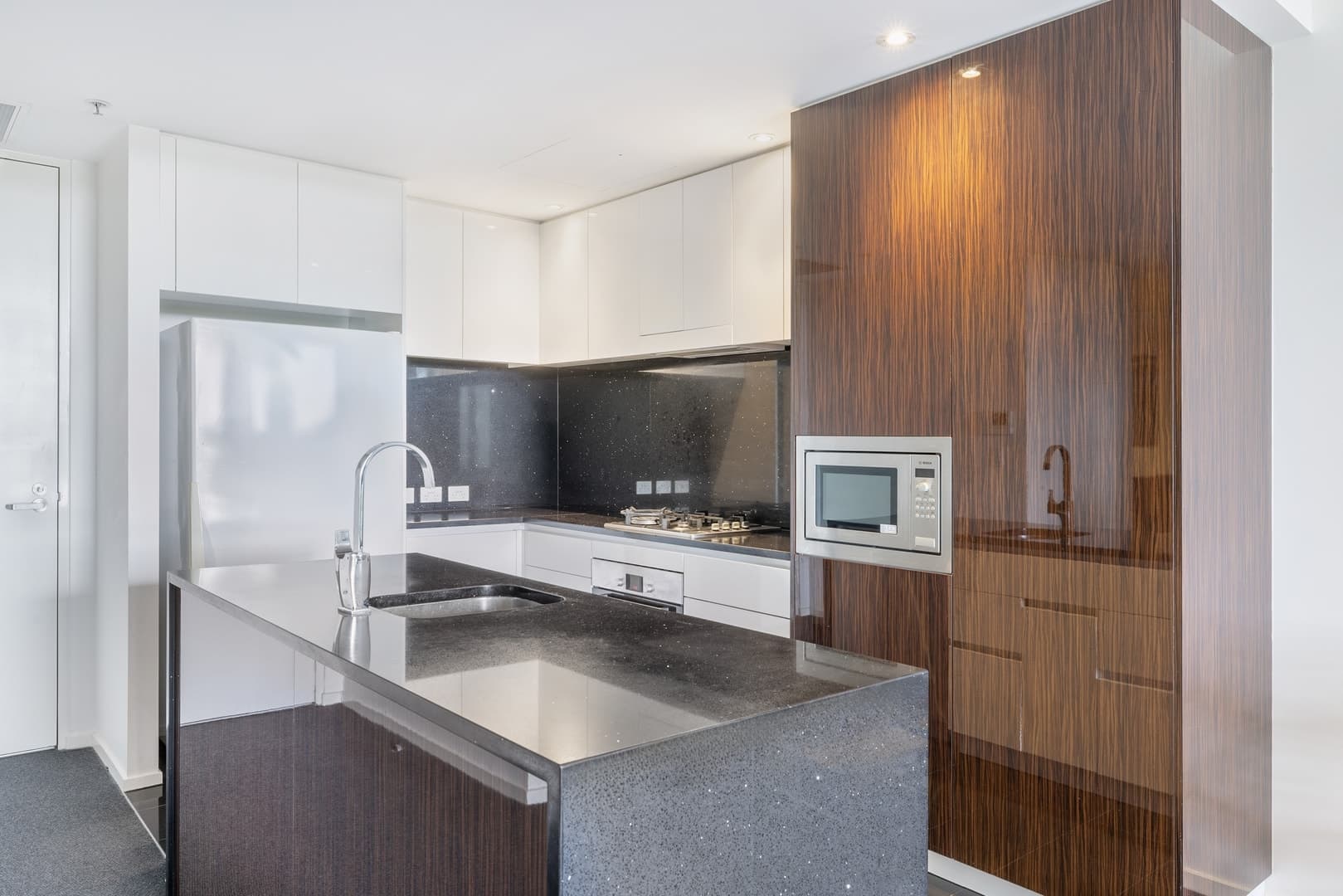 1011/240 Bunda Street, City ACT 2601, City - Thumbnail 2