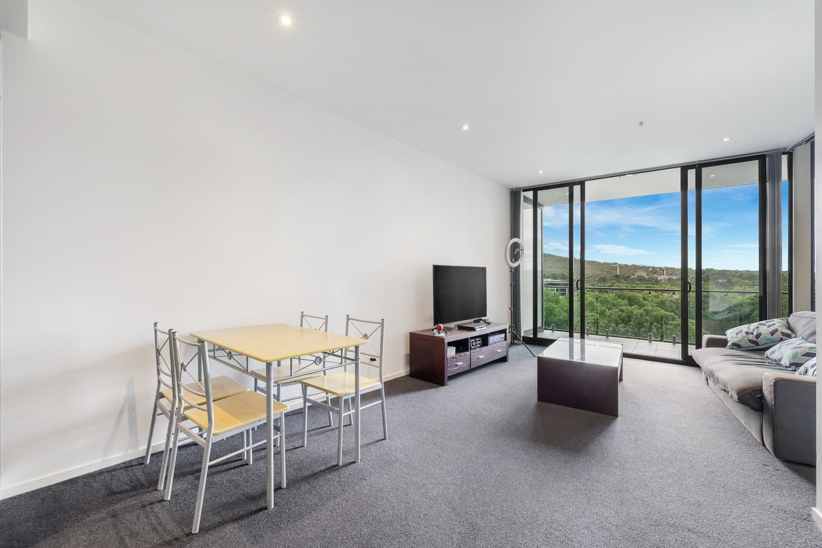 1011/240 Bunda Street, City ACT 2601, City - Thumbnail 3
