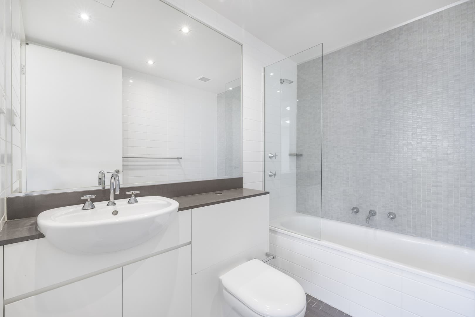 104/65 Giles Street, Kingston ACT 2604, Kingston - Thumbnail 8