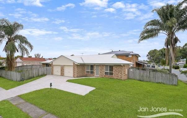 13 Fleur St, Rothwell - Image 1