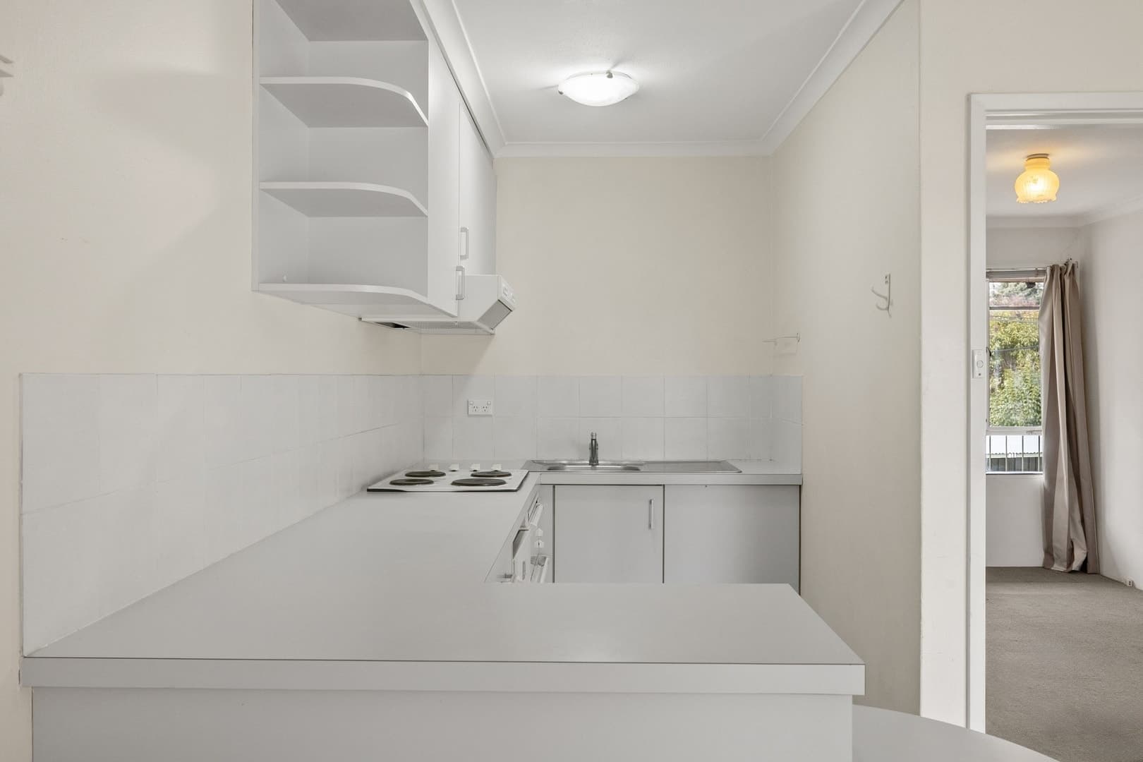 11/46 McMillan Crescent, Narrabundah ACT 2604, Narrabundah - Thumbnail 3