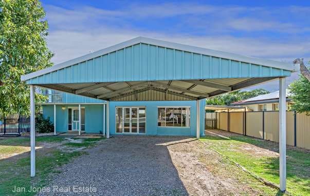 138 Klingner Rd, Redcliffe - Image 1