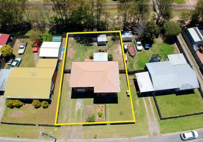 29 Warroo Dr, Deception Bay, Deception Bay - Thumbnail 3