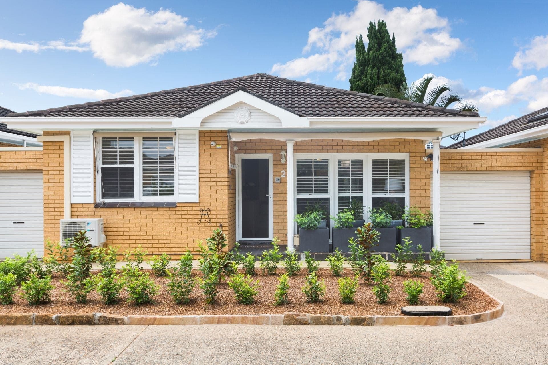 2/23-25 Fontainebleau Street Sans Souci NSW, Sans Souci - Image 1