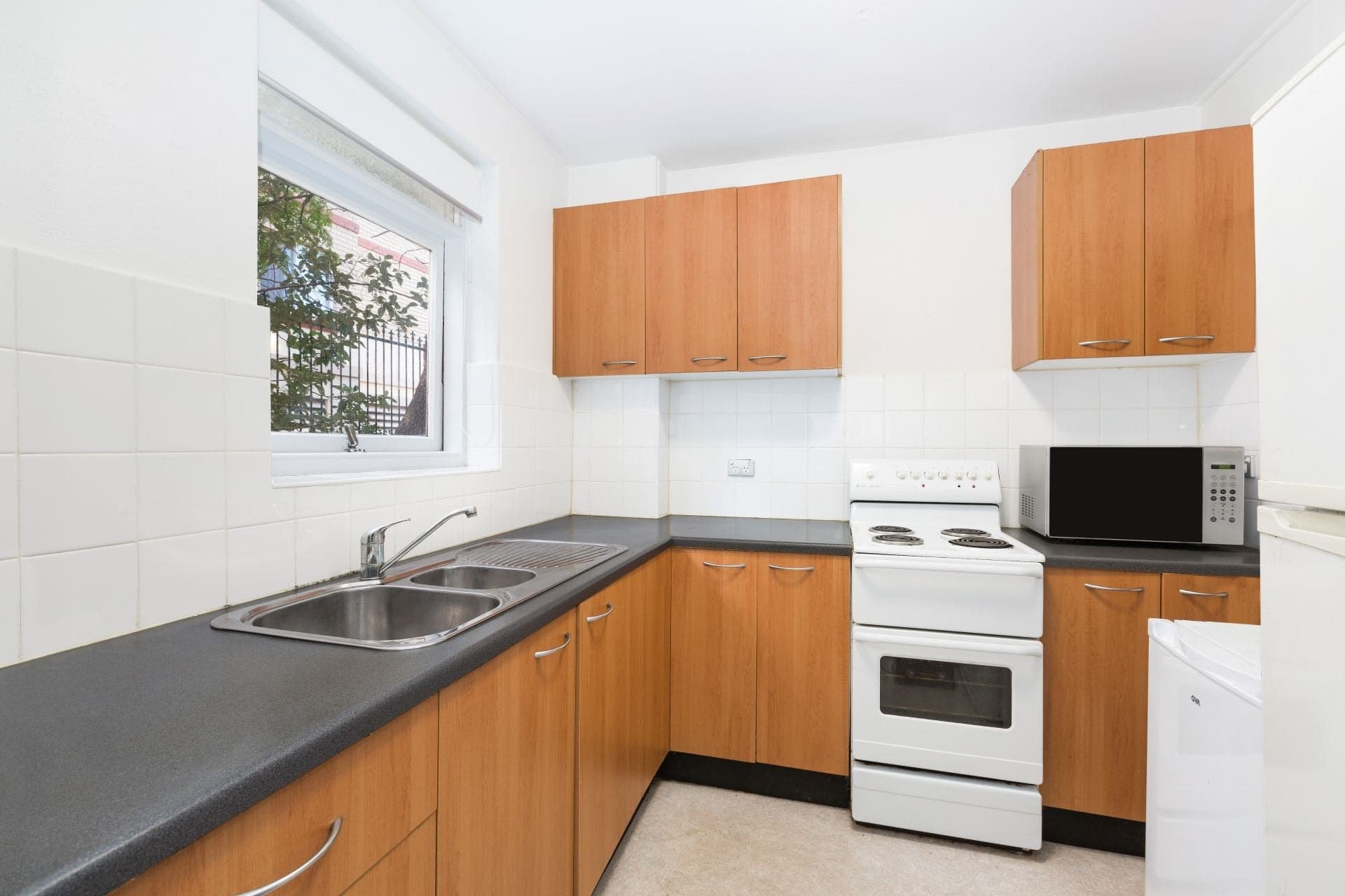 1/8 Searl Road Cronulla NSW, Cronulla - Thumbnail 3