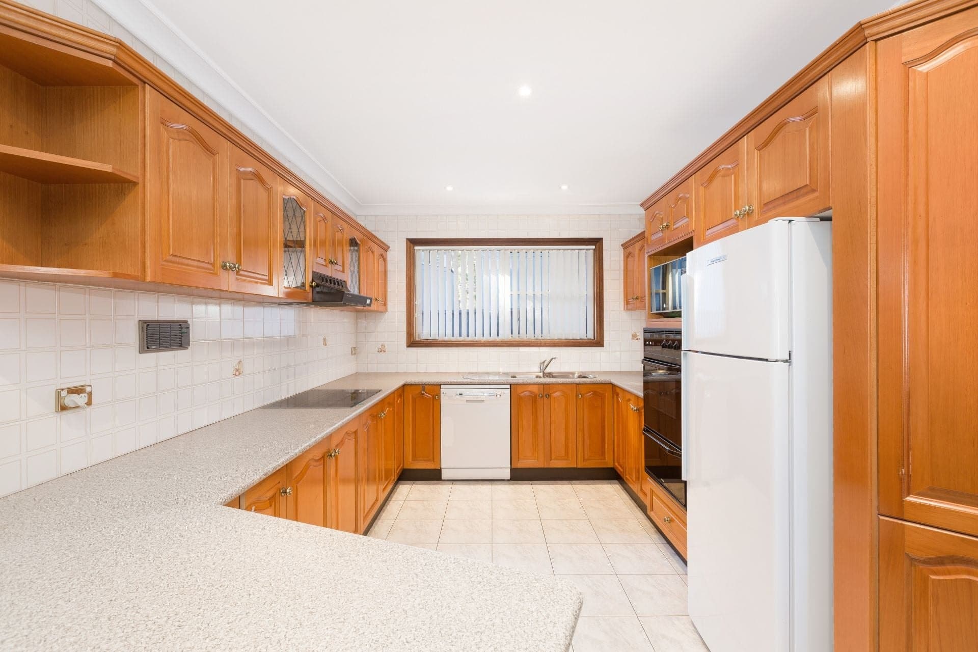 462A Port Hacking Road Caringbah South NSW, Caringbah South - Thumbnail 3