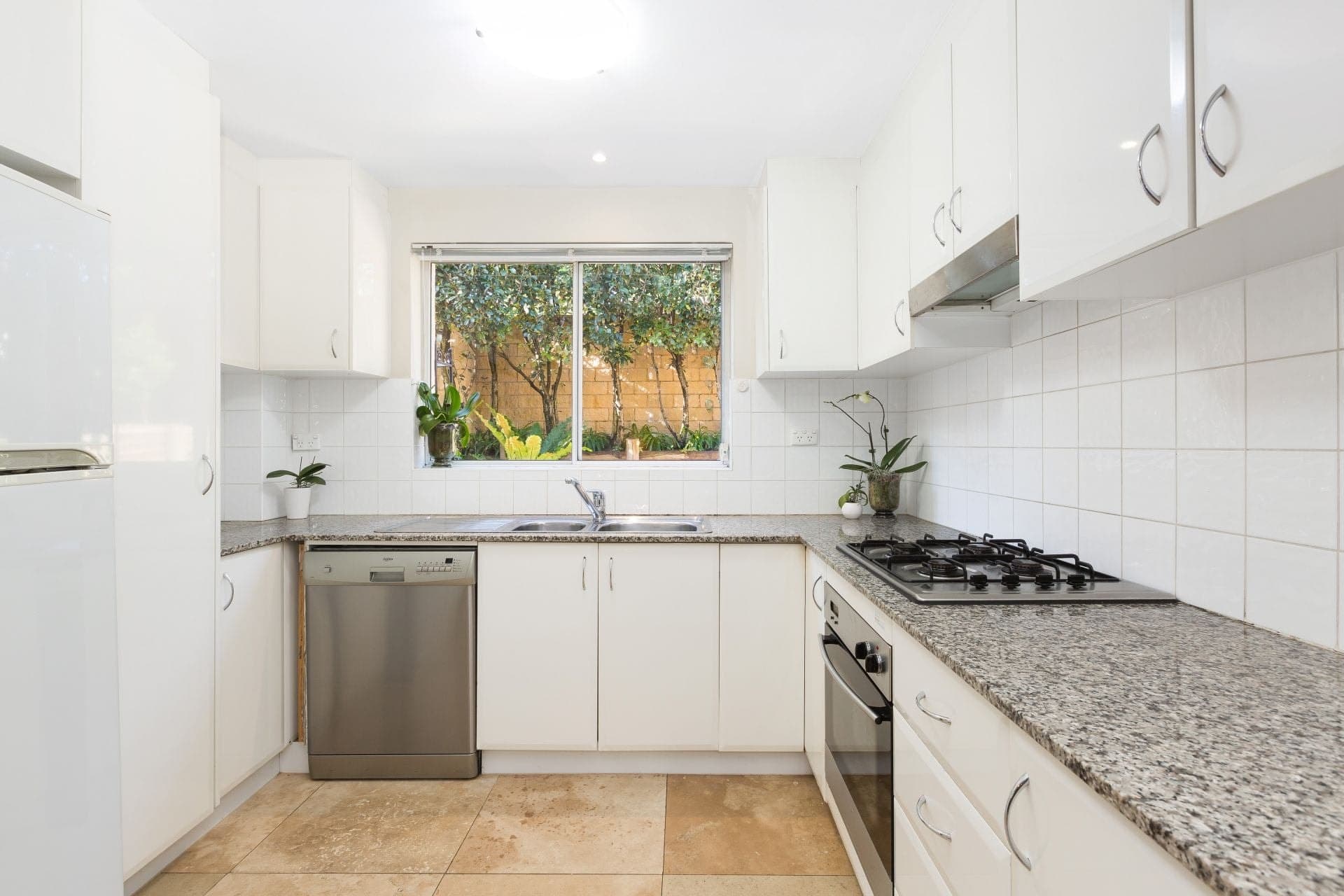 10/2 Mowbray Street Sylvania NSW, Sylvania - Thumbnail 3