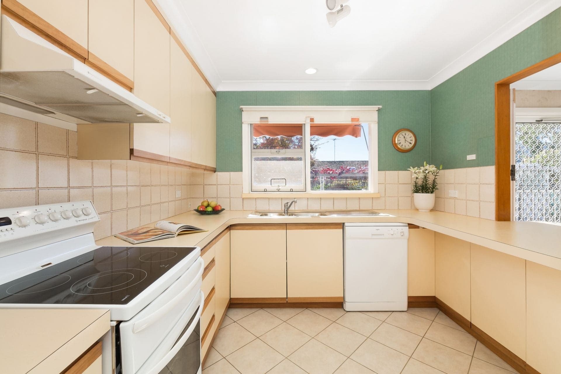 3 Jinatong Street Miranda NSW, Miranda - Thumbnail 3