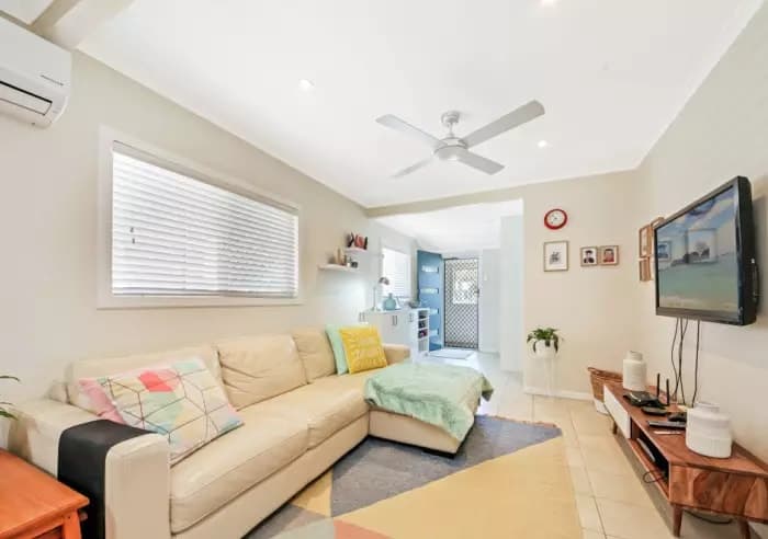 37 Bell St, Woody Point, Woody Point - Thumbnail 4