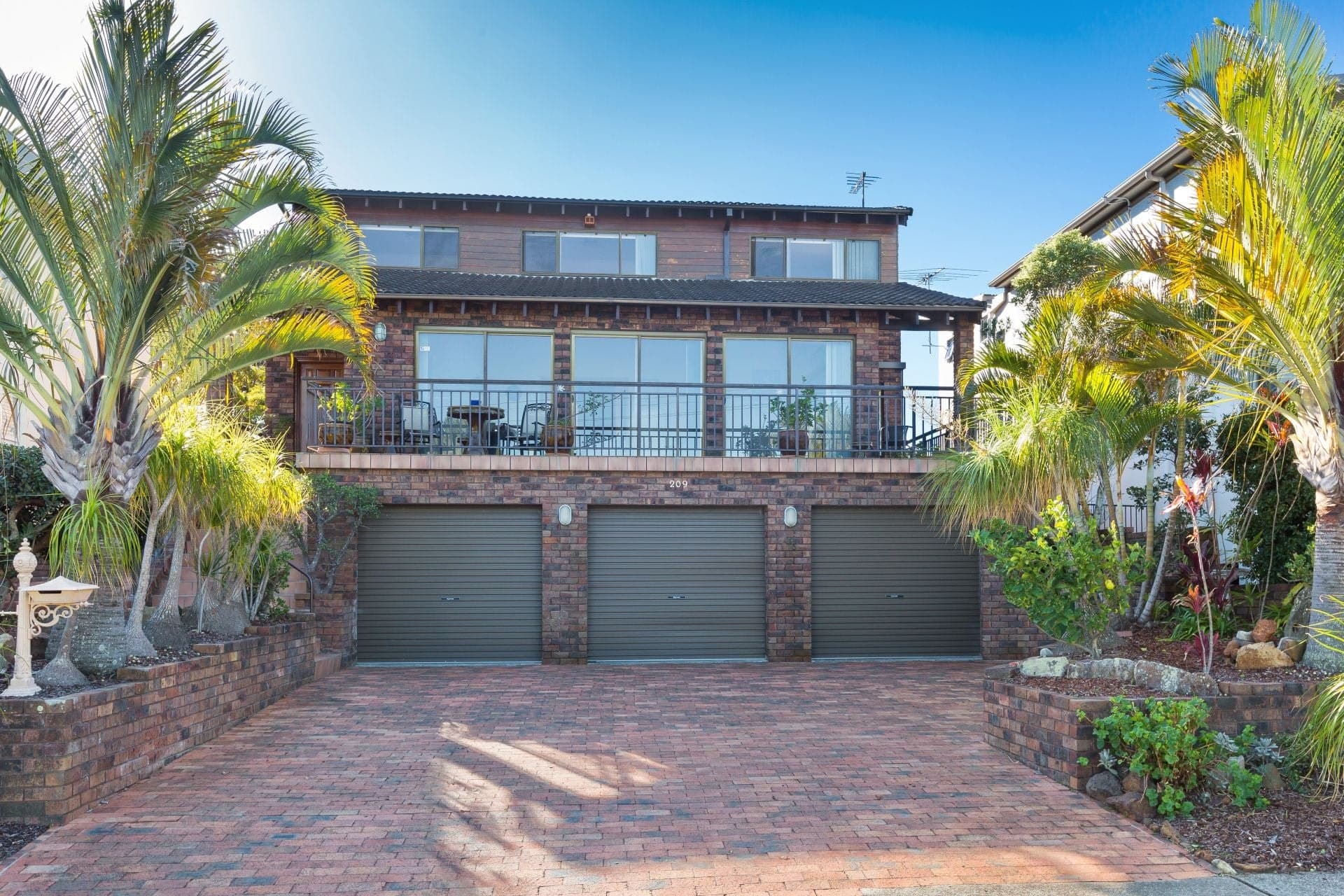 209 Ewos Parade Cronulla NSW, Cronulla - Thumbnail 2