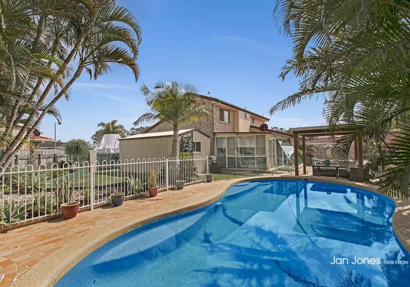 4 Orion Ct, Rothwell, Rothwell - Thumbnail 2