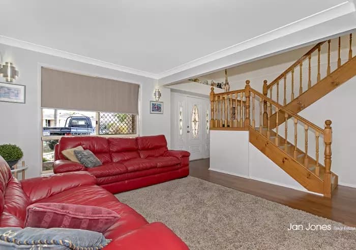 4 Orion Ct, Rothwell, Rothwell - Thumbnail 4