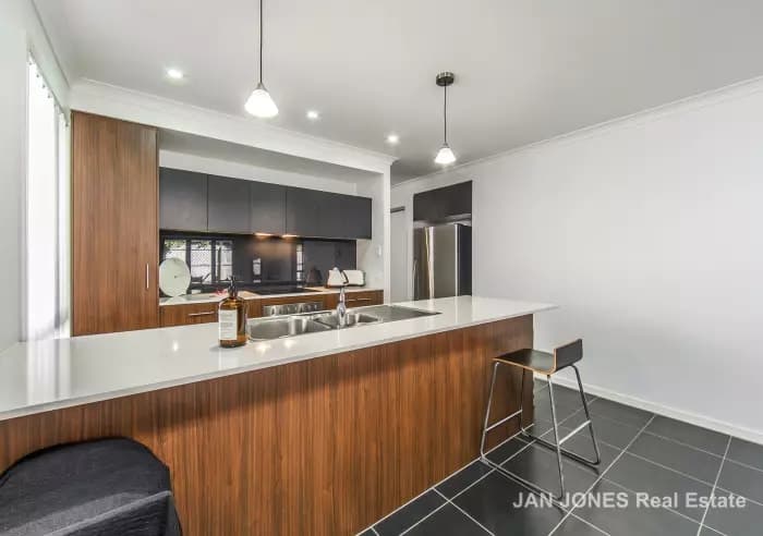 22 Wolfe St, North Lakes, North Lakes - Thumbnail 6