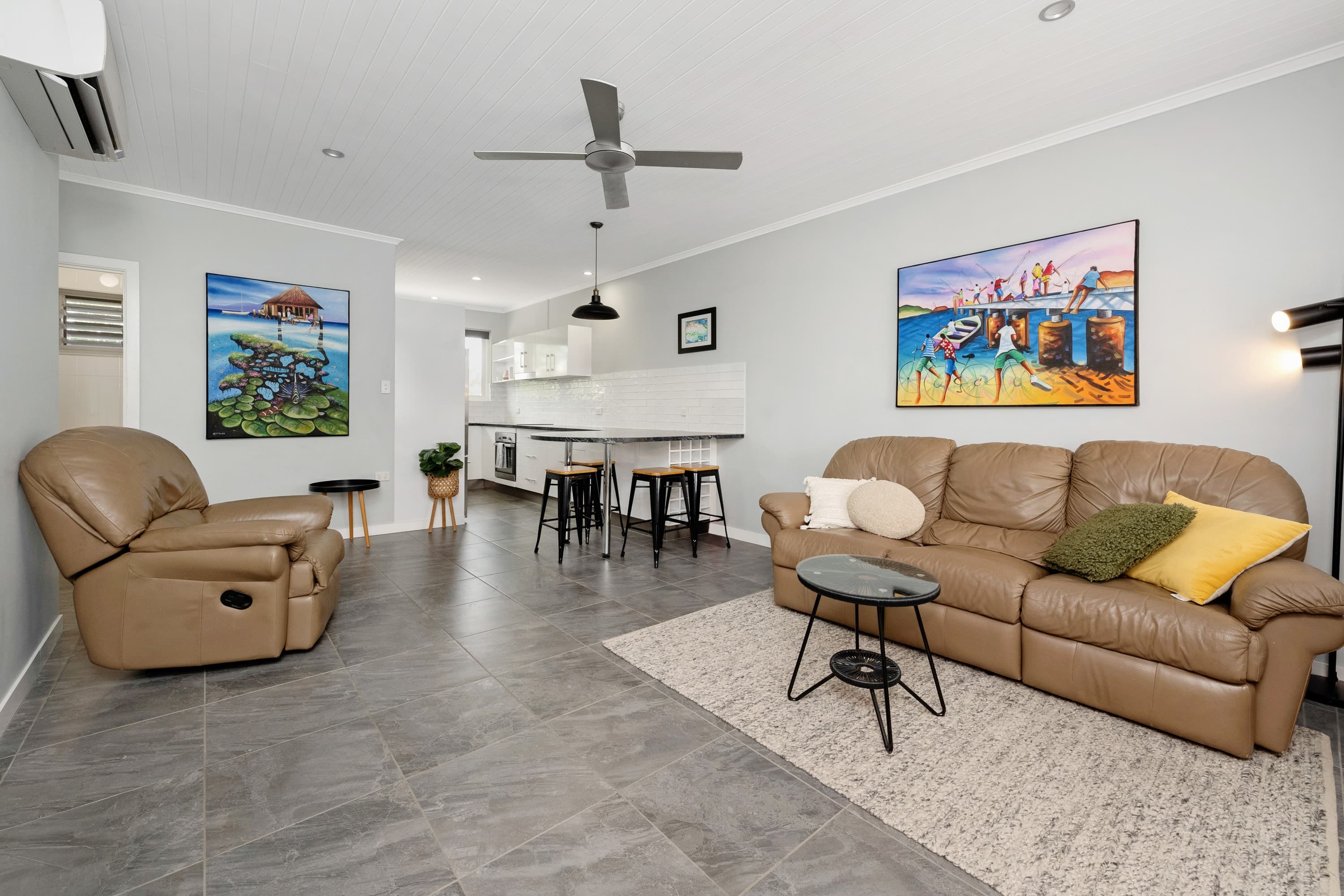 5/63 Cook Street, North Ward - Thumbnail 2