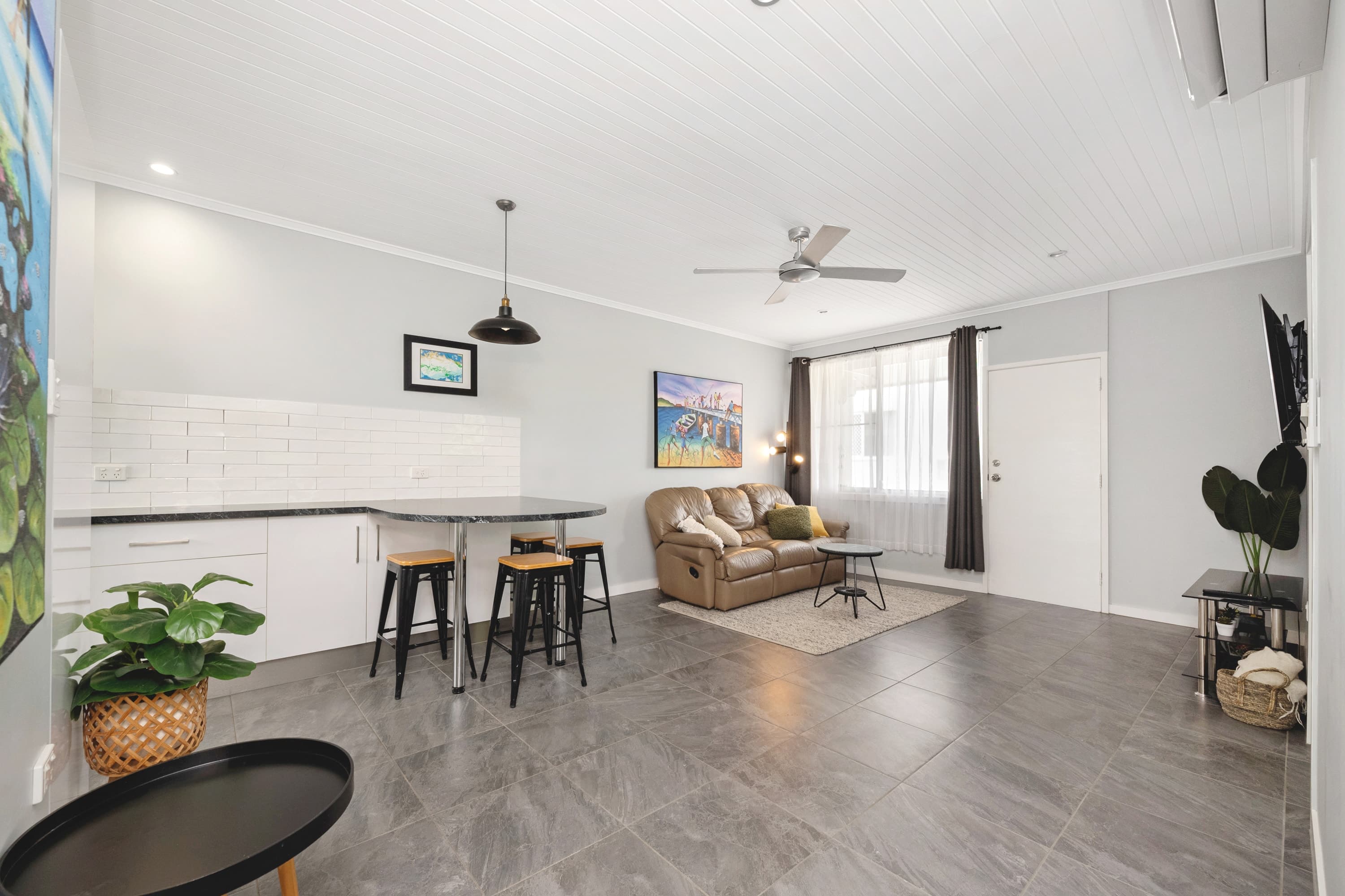 5/63 Cook Street, North Ward - Thumbnail 3