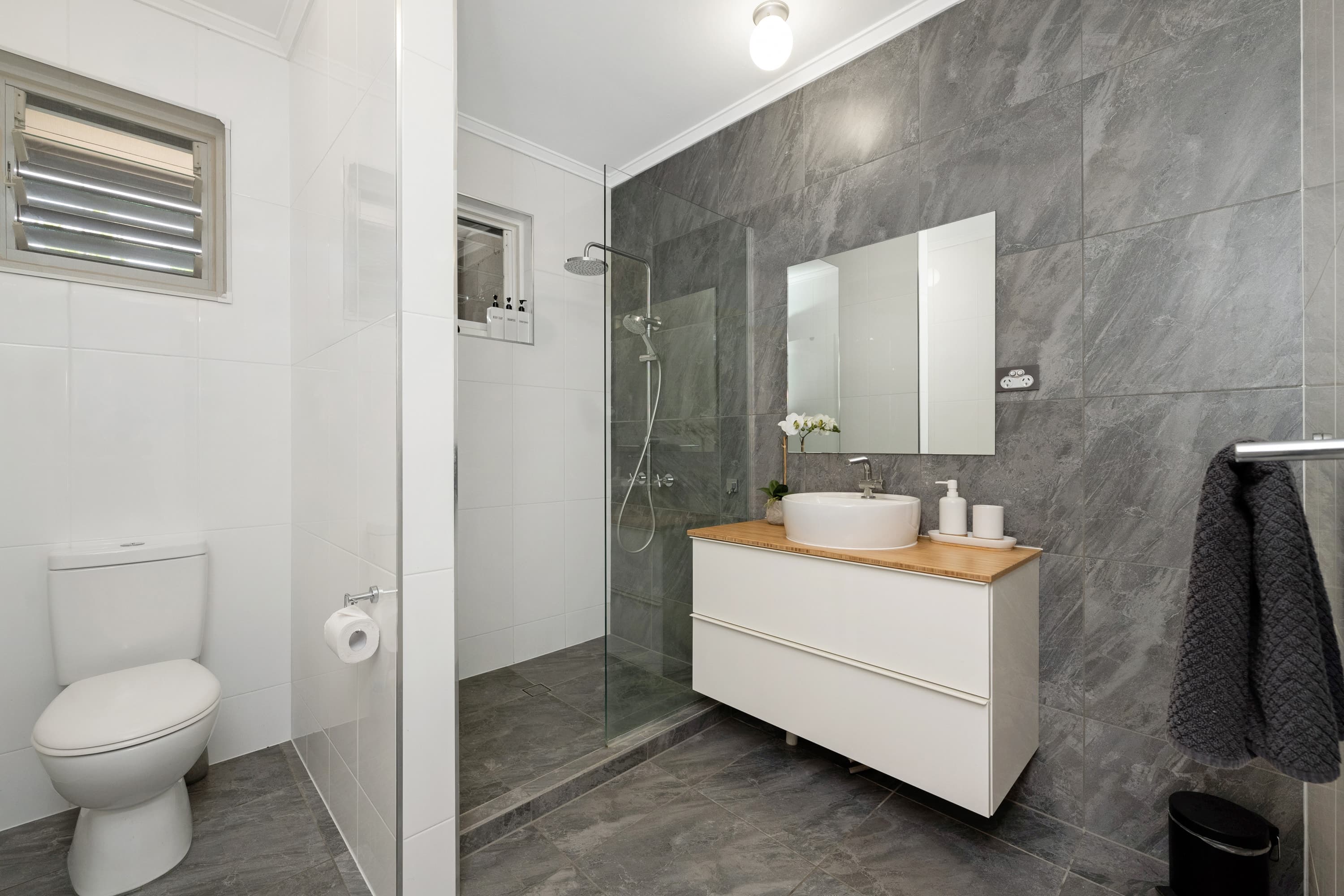 5/63 Cook Street, North Ward - Thumbnail 7