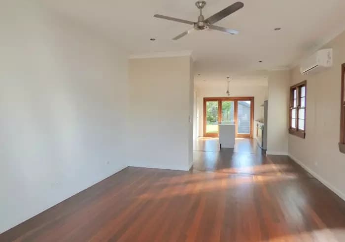 38 King Street, Woody Point, Woody Point - Thumbnail 6