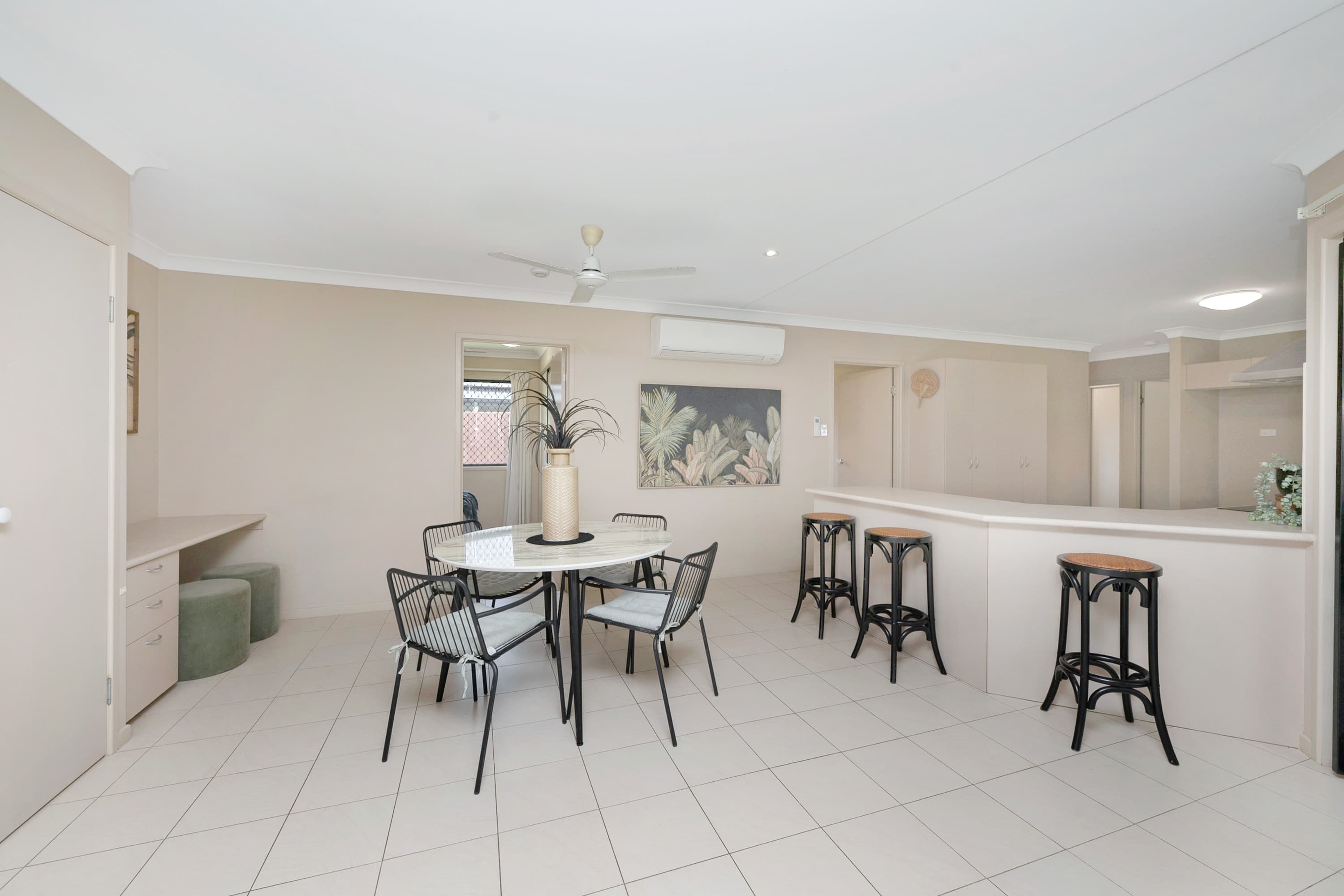 7 Ulysses Drive, Mount Louisa - Thumbnail 6