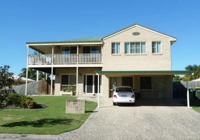 25 Melaleuca Crescent, Rothwell, Rothwell - Thumbnail 4
