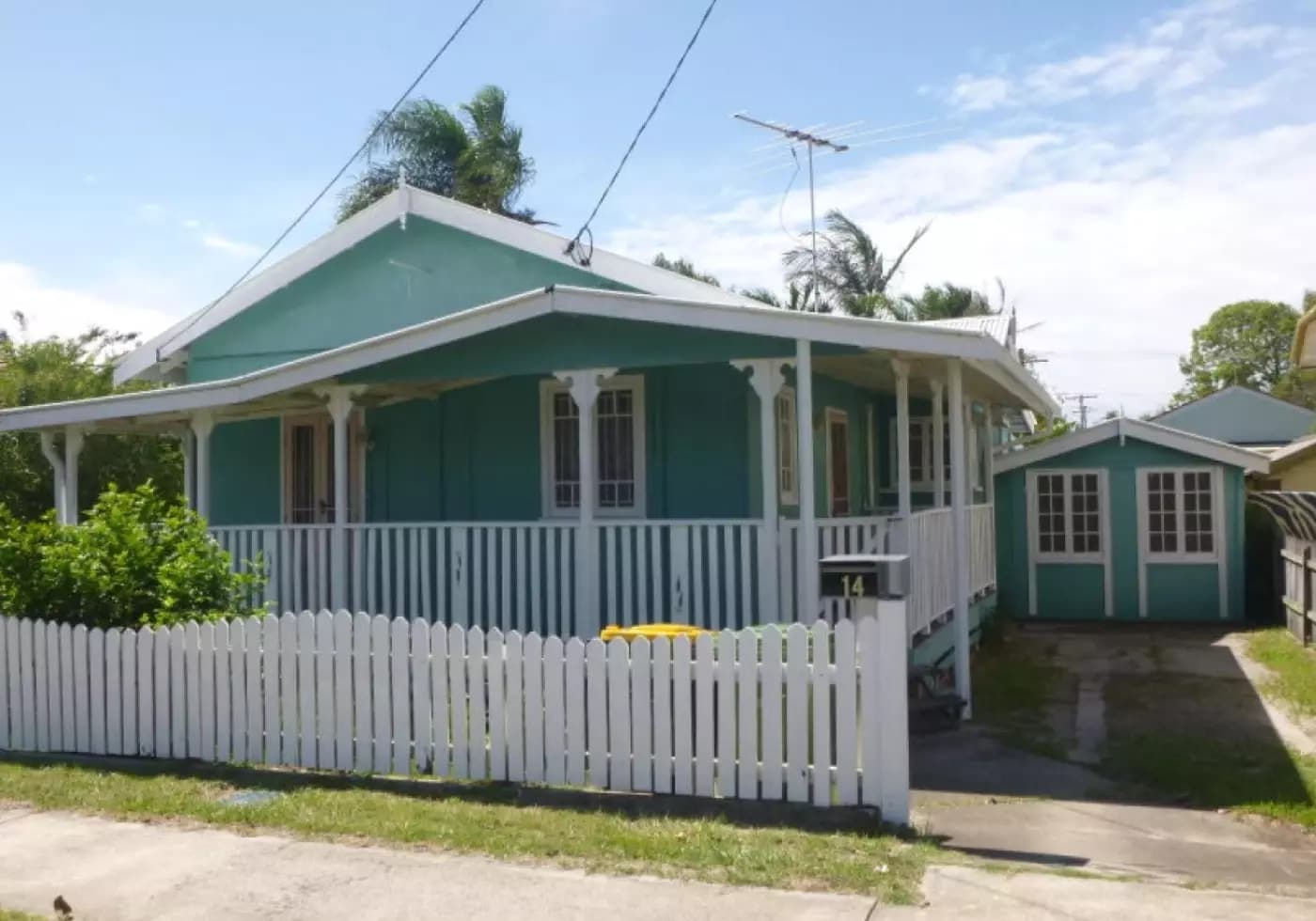 14 McCulloch Avenue, Margate, Margate - Thumbnail 2