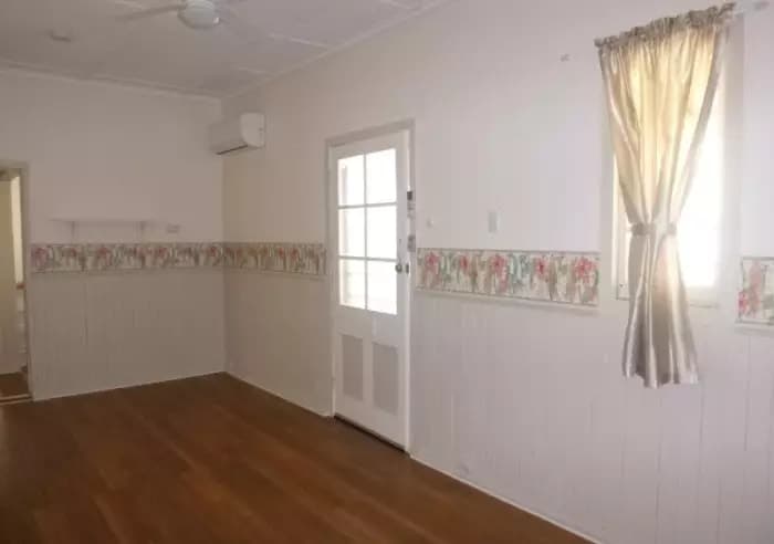 14 McCulloch Avenue, Margate, Margate - Thumbnail 5