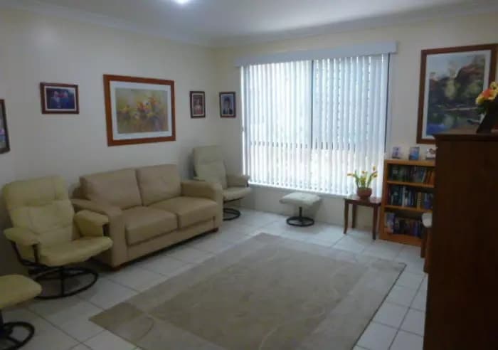 39 Queen Street, Scarborough, Scarborough - Thumbnail 4