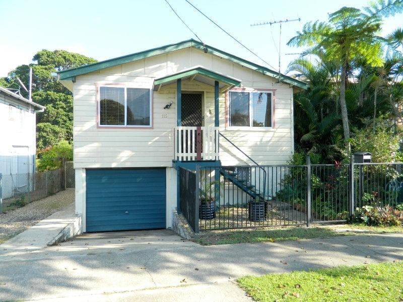 115 Oxley Avenue, Woody Point, Woody Point - Image 1